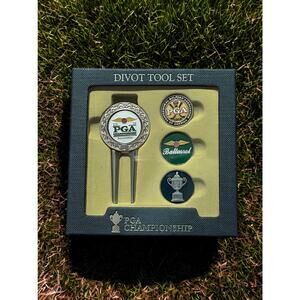 PGA Championship Baltusrol 2016 Official Divot Tool & Ball Marker Set NIB